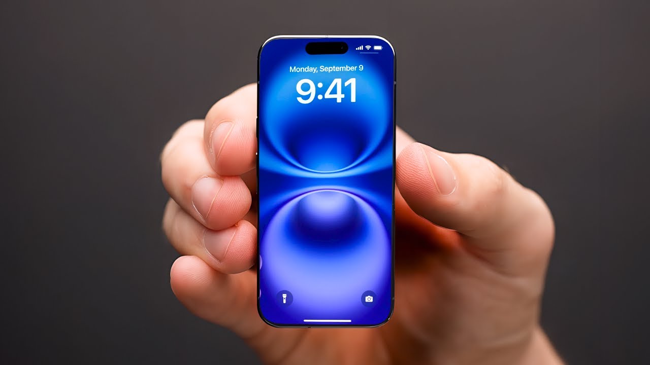 5 Best Compact Smartphones 2026 - Top 5 Small Phones 2026