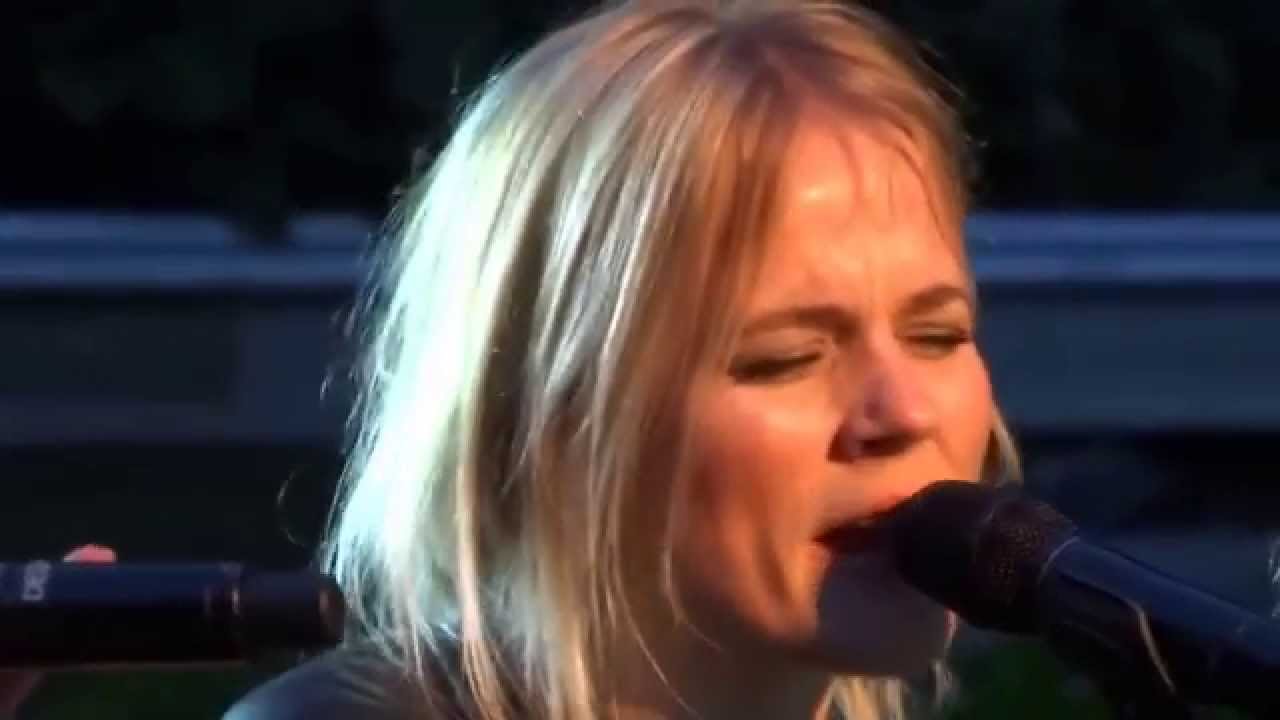 Ilse Delange - I Still Cry - Caprera Bloemendaal - 11 juli 2014