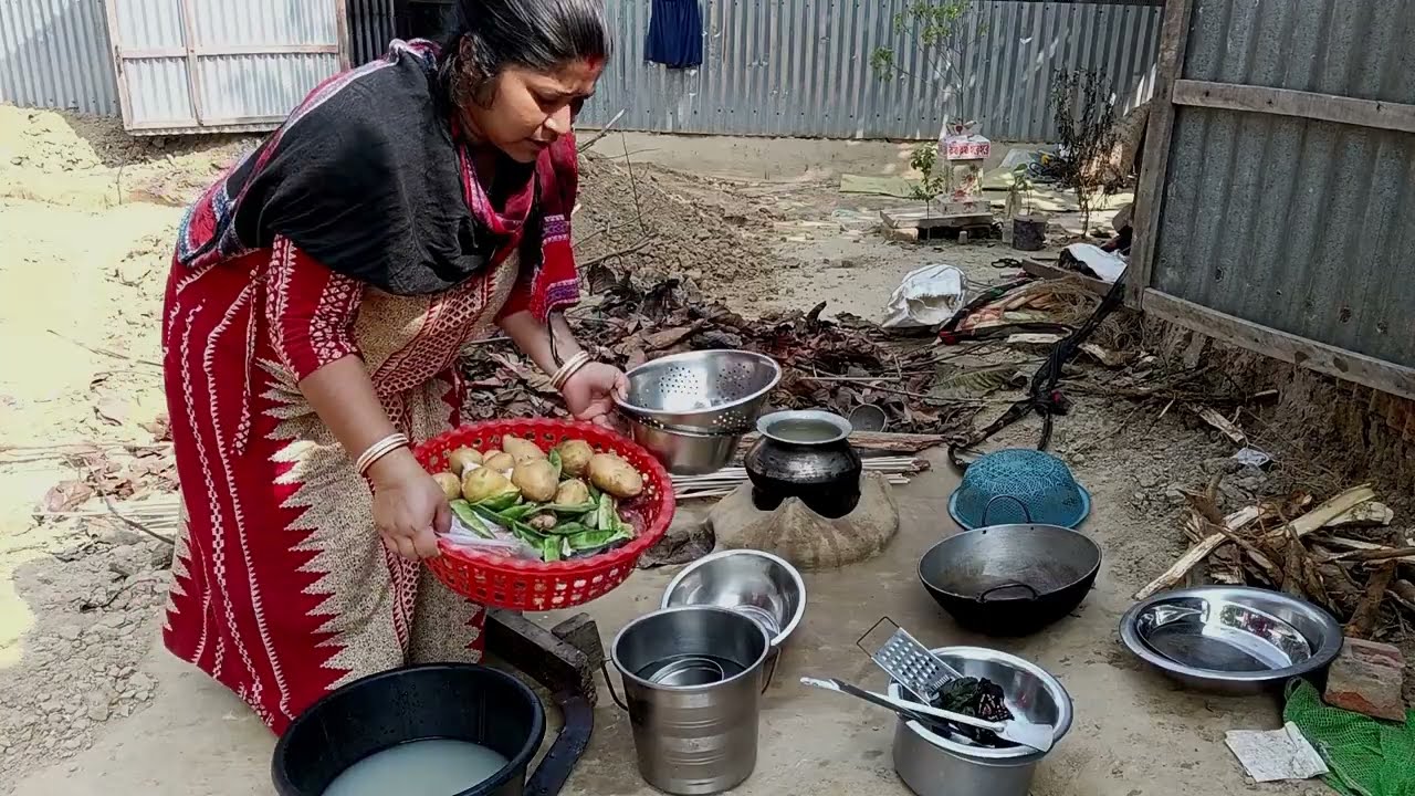 আজকে রান্না করতে দেরি হয়ে গেছে আজকে রান্না করছি বাটা মাছ রৌদ্রে বসে আজকে রান্না করতে হবে
