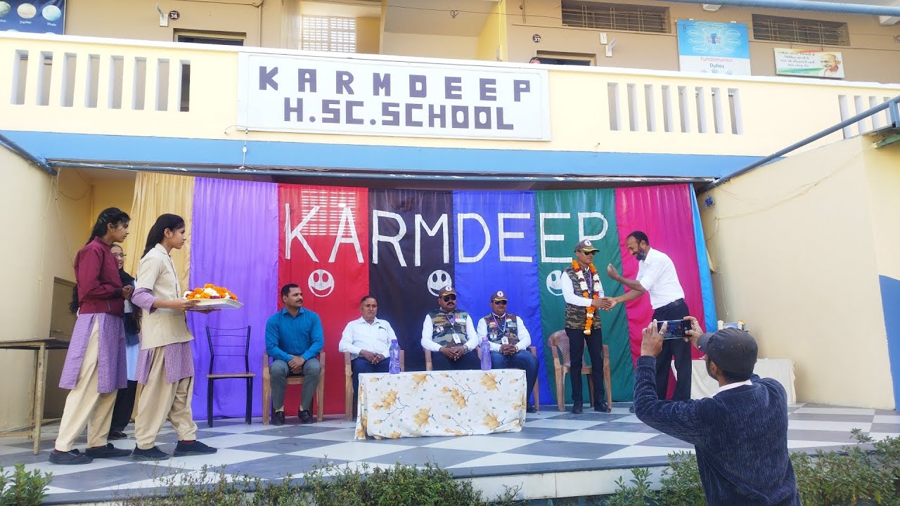 Honour of Retired Army on Ocassion of Army Day at KARMDEEP PUBLIC SCHOOL