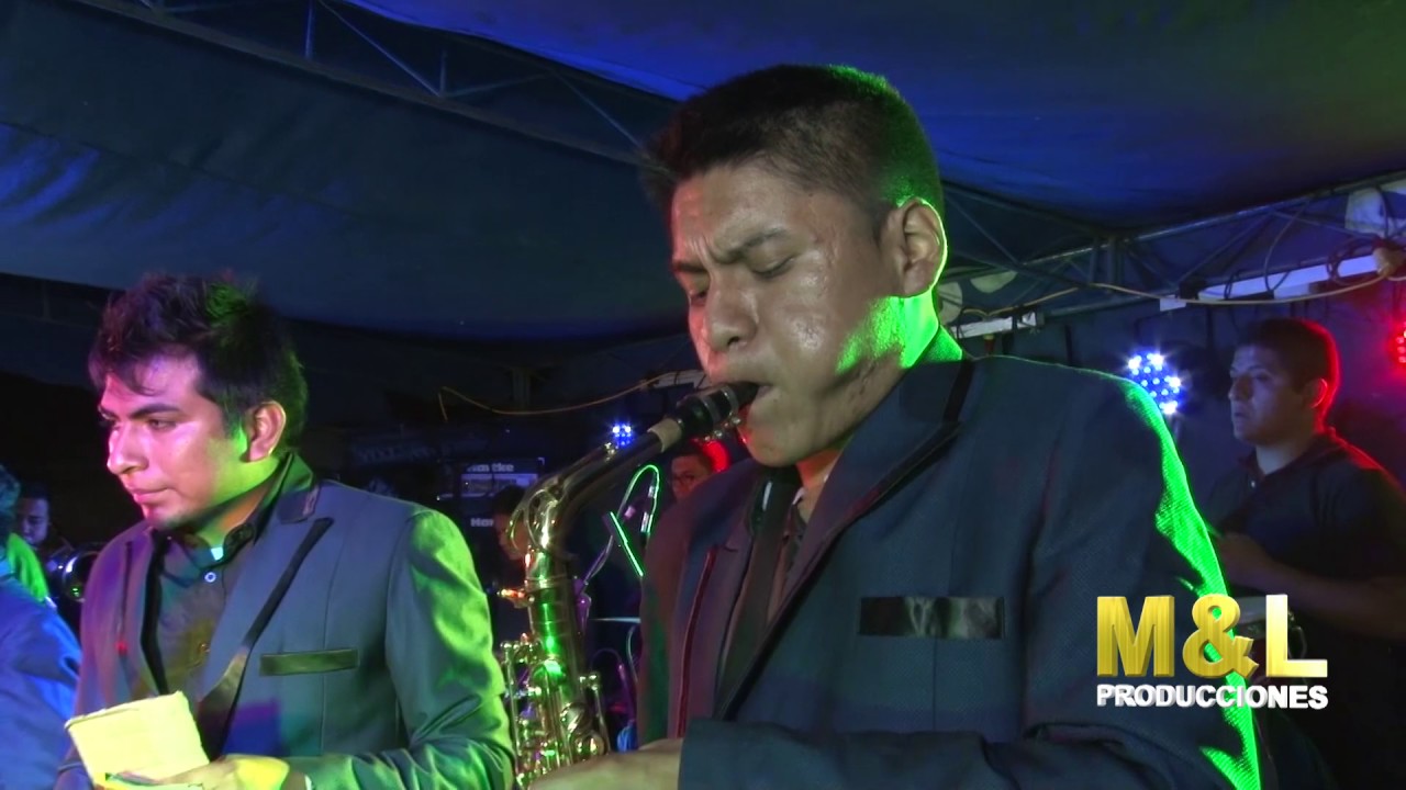Aldair Pomacaja y Su Orq 5:40 - Mix llorando en mi chosita-(en vivo)