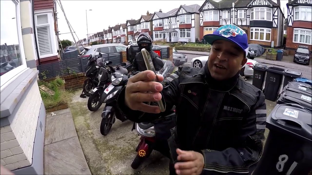 O Gloria saiu minha conta Deliveroo de moto, como abri suas contas com menos de 30 dias.