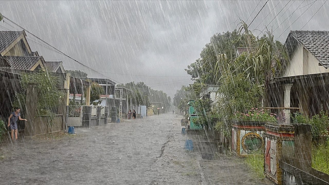 the biggest rainstorm in my village, fell asleep instantly with the sound of heavy rain