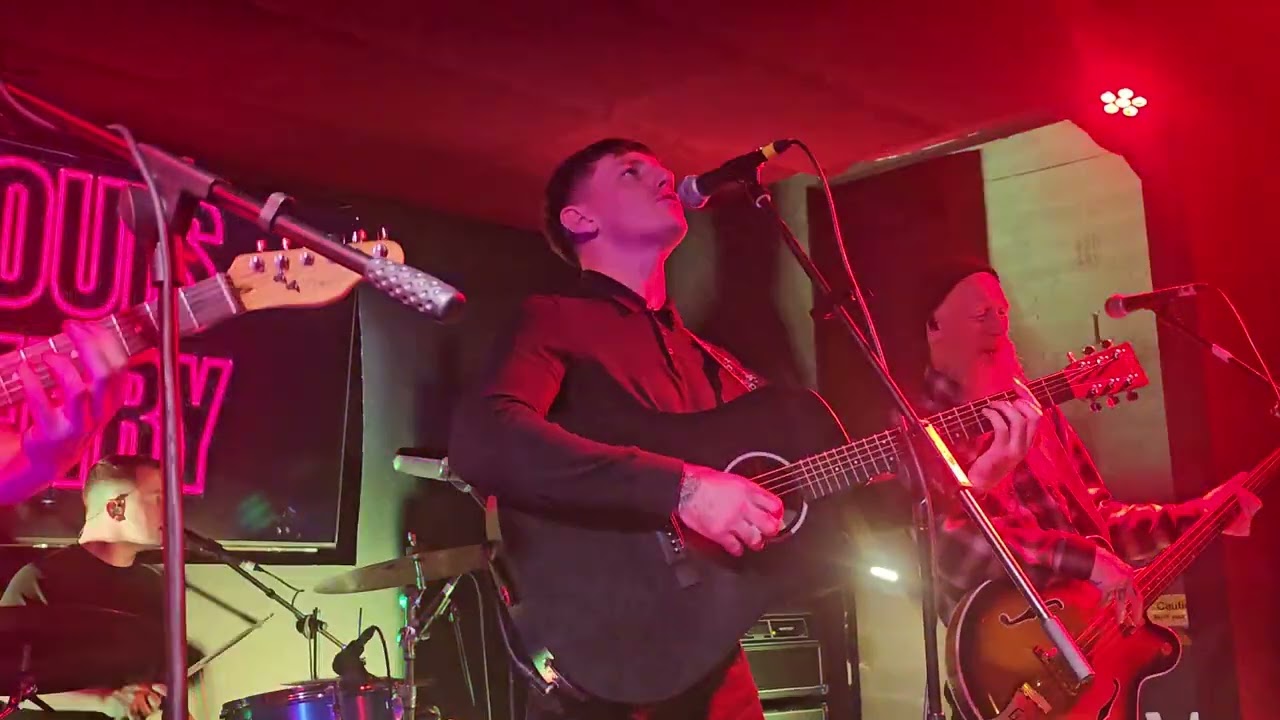 Louis Berry (Molly Malone) 31/1/26, ARC:HIVE Liverpool. Vid by peter kevan. 