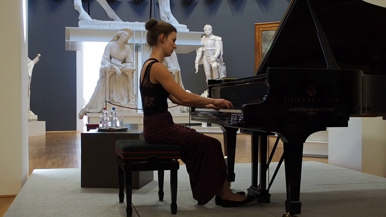 Lara Gwen, Maria Theresia von Paradis - Sicilienne (piano solo)