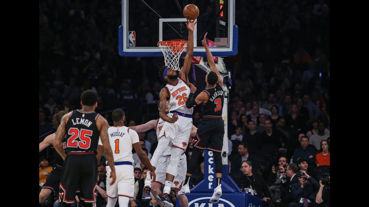 Knicks rookie Mitchell Robinson continues to block and shine