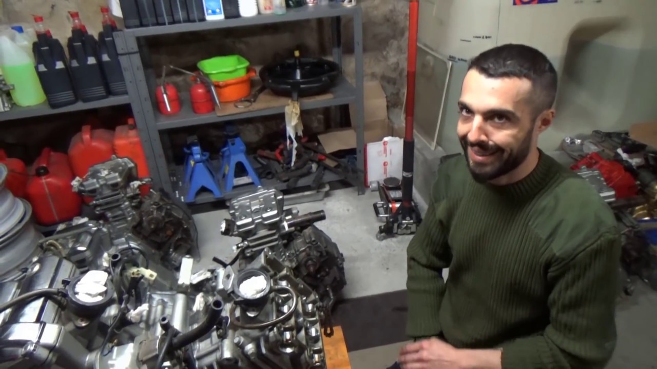 11. Cómo instalar culata y árboles de levas contado por Pierre. Hyosung 650