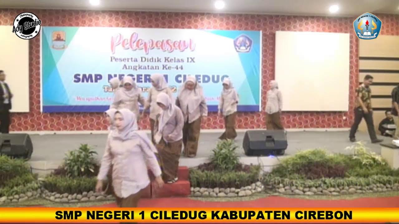 WISUDA DAN PELEPASAN SISWA KELAS IX, SMP NEGERI 1 CILEDUG KABUPATEN CIREBON TAHUN AJARAN 2022 / 2023