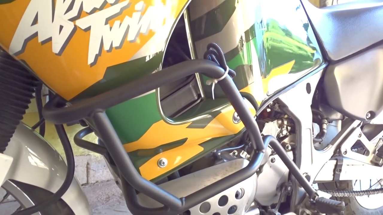 HONDA AFRICA TWIN 750  видео первое