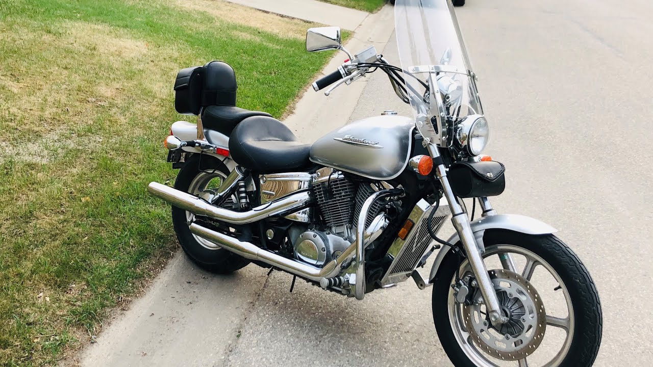 2007 Honda Shadow Spirit VT1100C Part 1: walk around and street drive