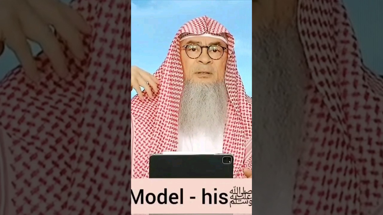 Asimalhakeem reacts to the viral Algerian Imam, the one with a cat on his shoulder #islam #islamic