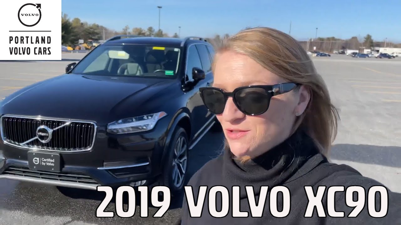 Onyx Black Metallic 2019 Volvo XC90 T6 Momentum / Walkaround with Heather