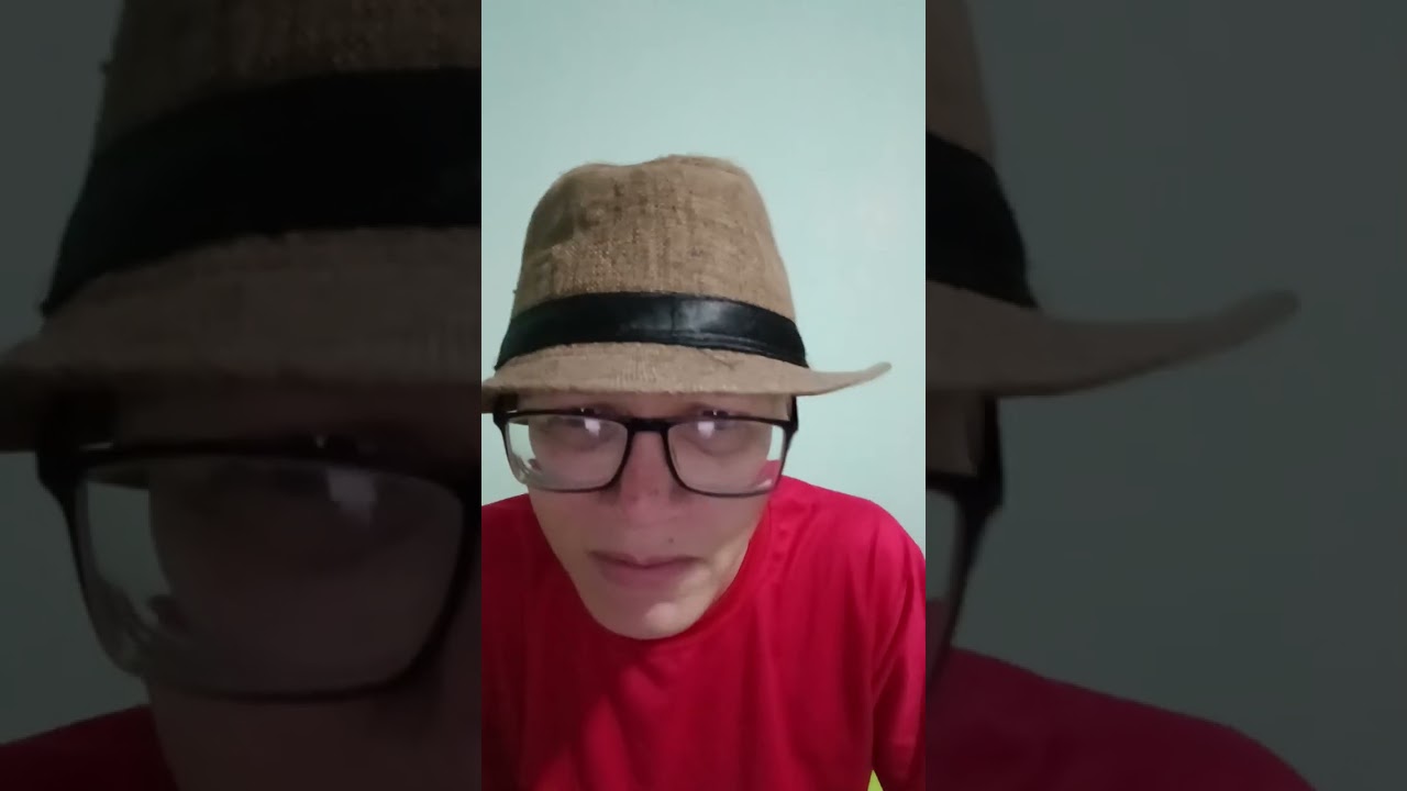 Hino relembrado irmão Maurício anadias  na face um sorriso 