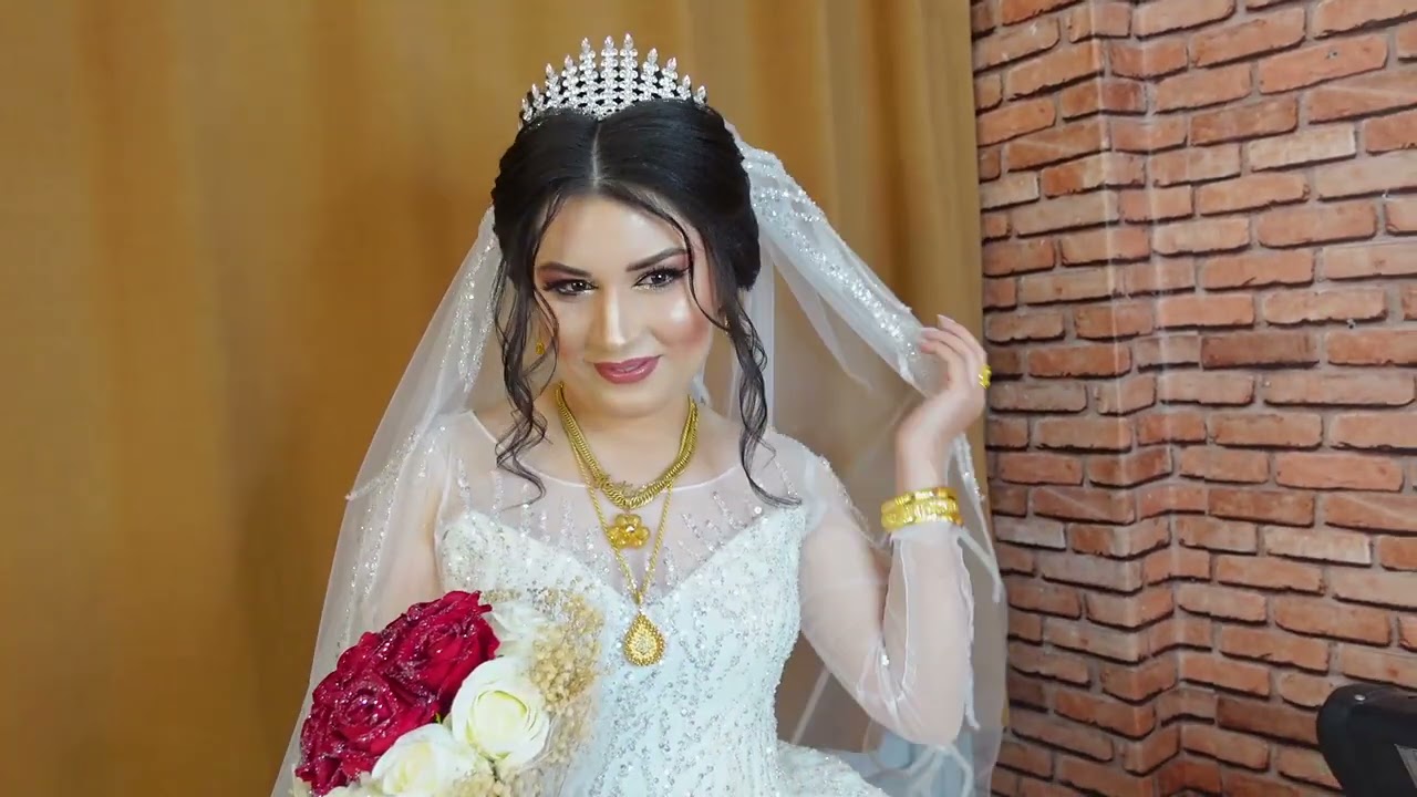 مكياجنا يوم العرس // فلوك كتير حلو لعند كوافيره😘