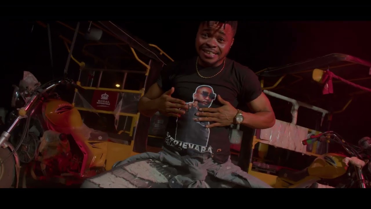 KEDJEVARA feat AFARA TSENA  - Ambiance mopacho (Clip Officiel)