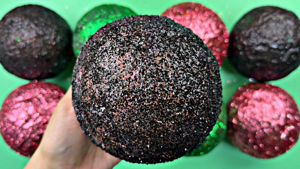 Cracking light plasticine | ASMR video