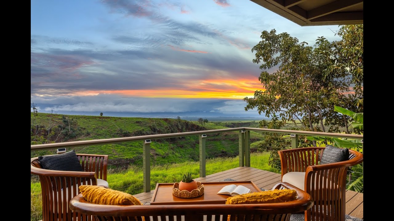 Pukalani Retreat with Sweeping North Shore Views  |  2690 Akalani Loop