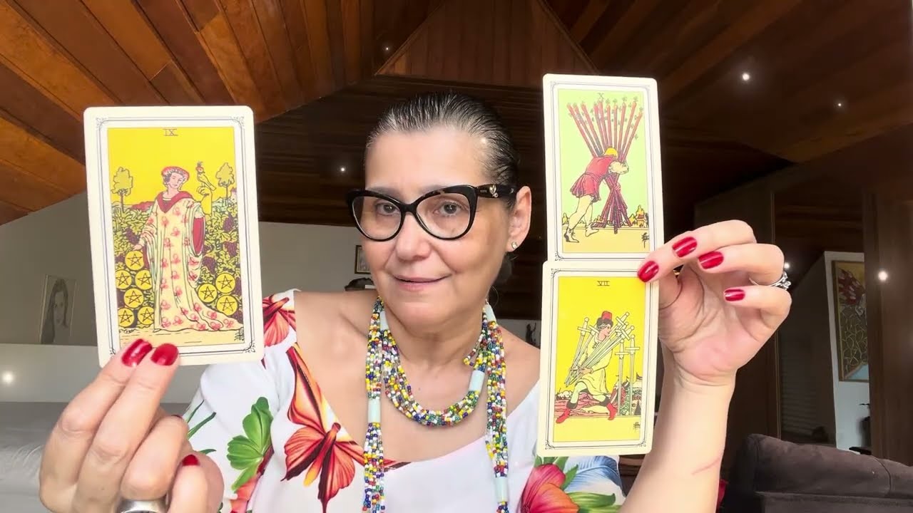 Touro ♉️ Existe uma exaustão a ser trabalhada. A generosidade precisa ter limites. Cuidem-se!🌟🌟🌟