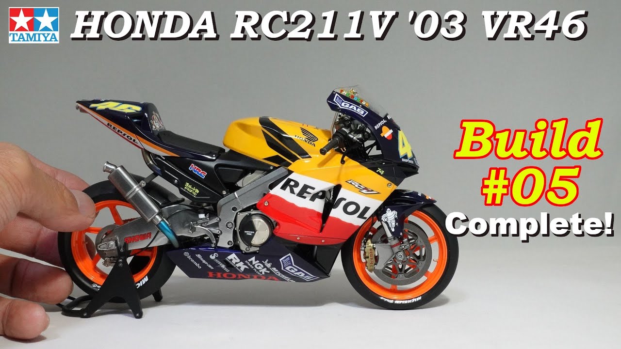#05  Building  1/12 HONDA RC211V '03 (V.Rossi) Completed!