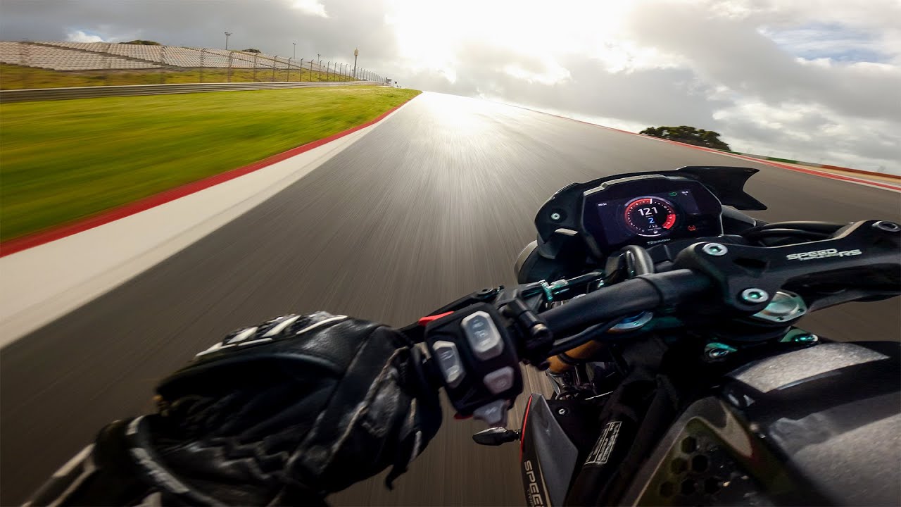 2025 Speed Triple 1200 RS - PURE SOUND : Portimão