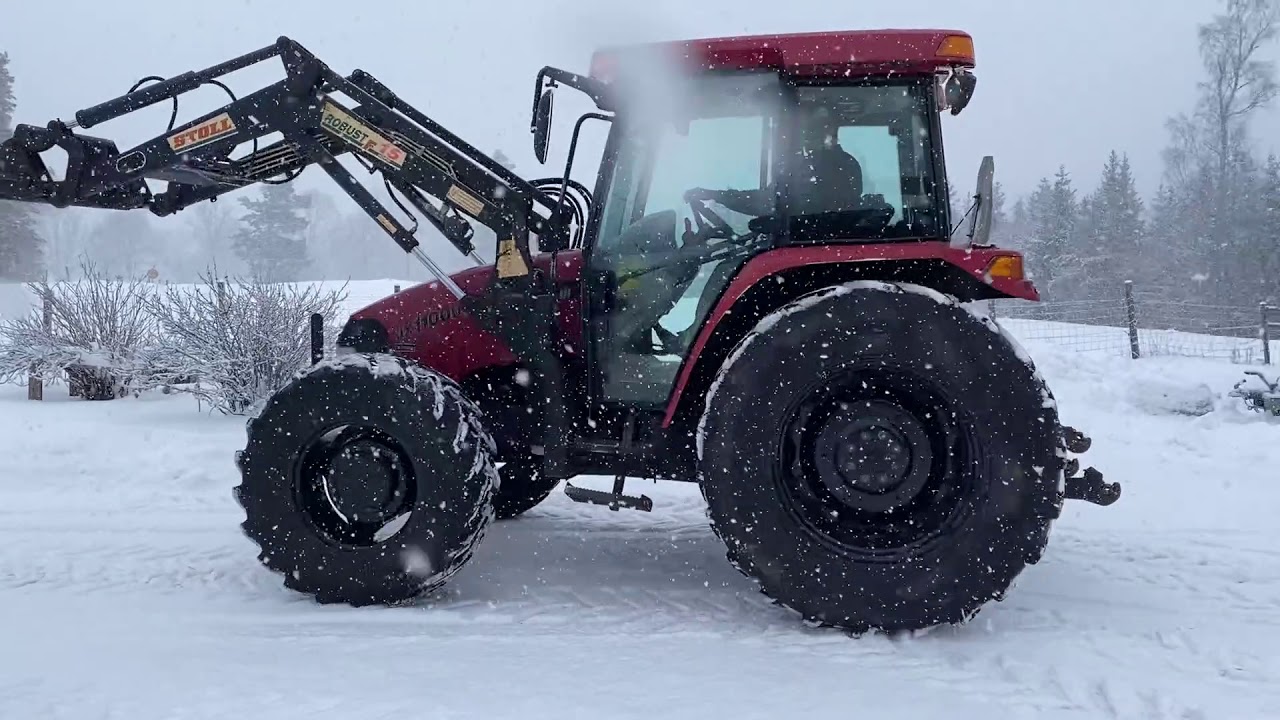 K&ouml;p Traktor med lastare Case IH JX1100u Topline p&aring; Klaravik