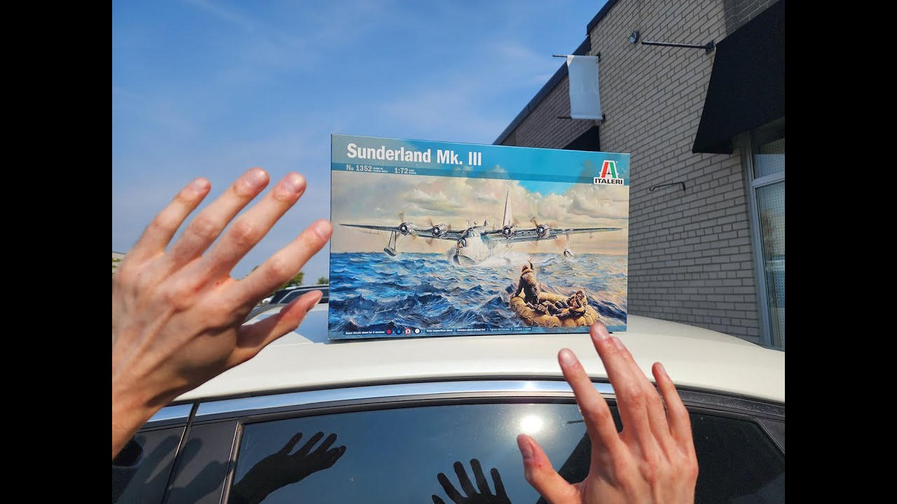 Unboxing and Review Italeri Sunderland Mk. III