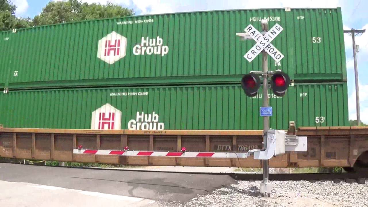 Willingham Hill Road Railroad Crossing, Tuscumbia, AL with the NS GoRail Unit!