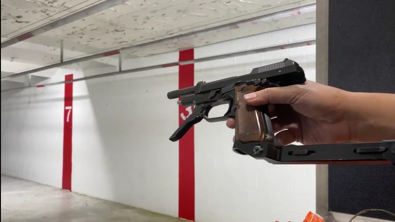 Beretta 93r the machine pistol