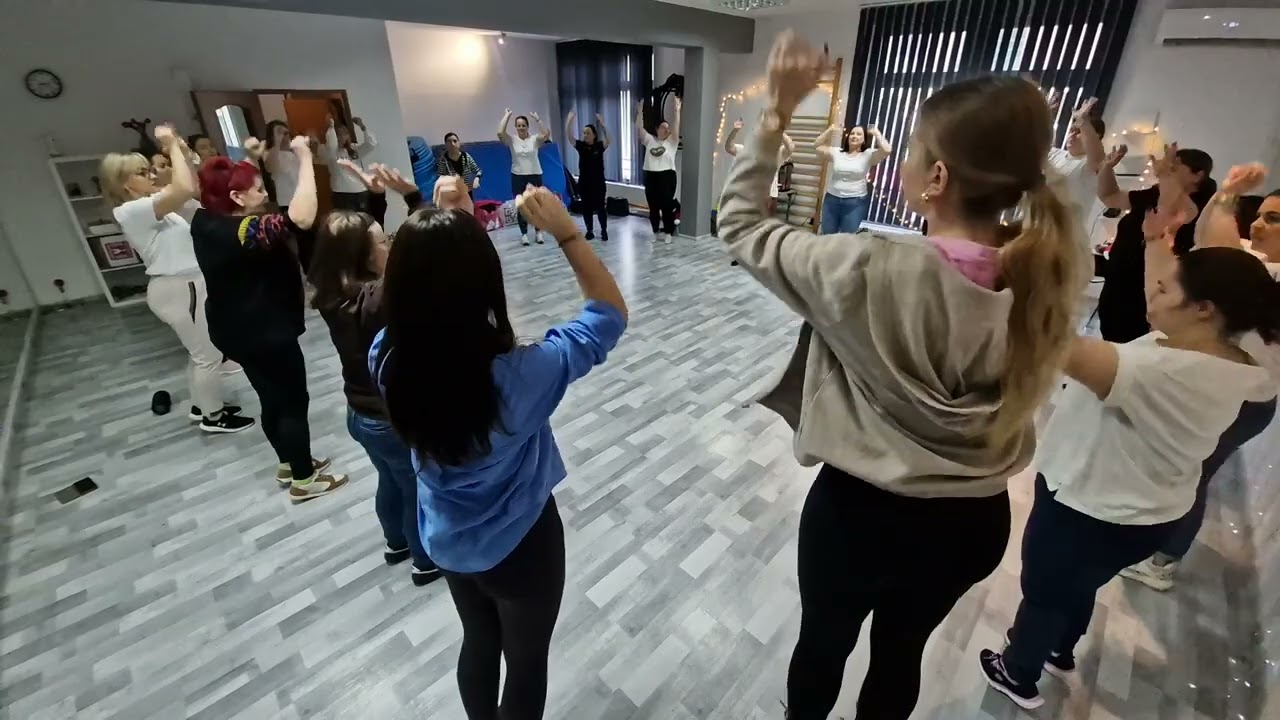 WSZYSCY TAŃCZĄ (karnawał), piosenka dla dzieci, METODA EDUMUZ