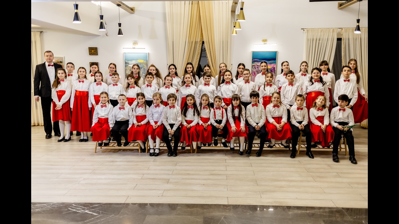 De ziua ta, mămico - Grupul Vocal Stejărelul din Bârnova