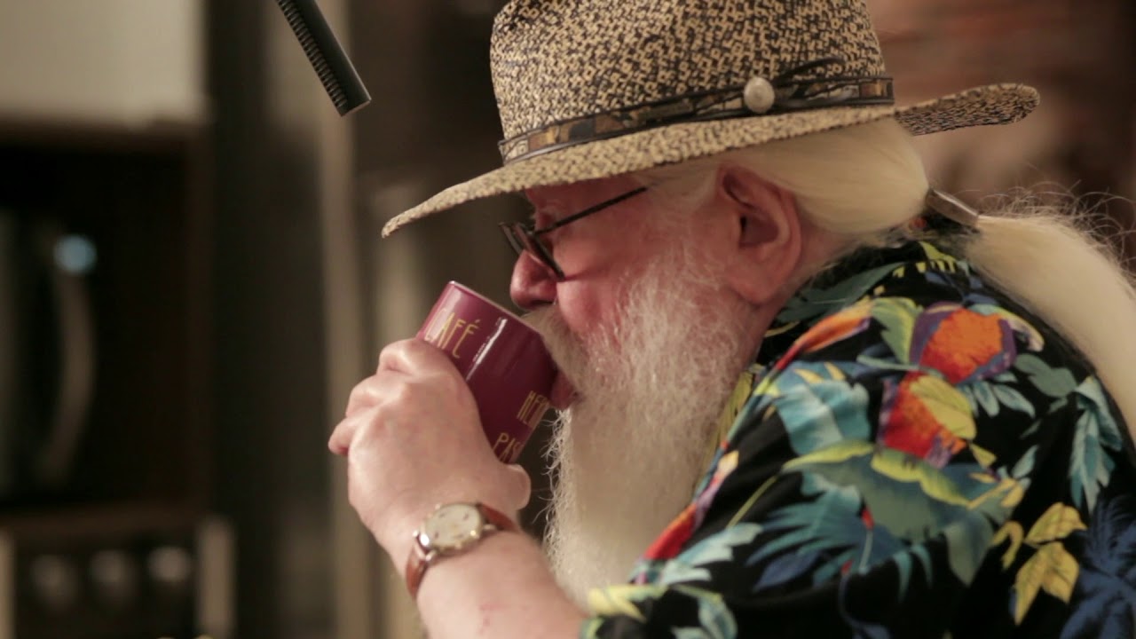 Hermeto Pascoal e Nelson Faria | Autumn Leaves