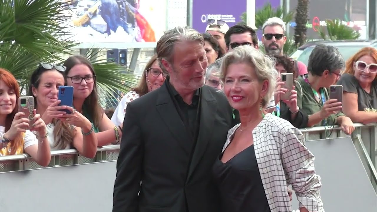 Mads Mikkelsen en la alfombra roja de Bastarden I Zinemaldia 2023 I Donostia