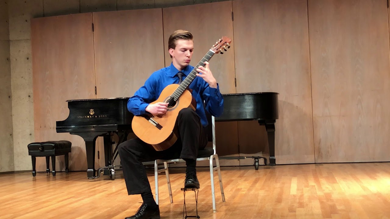 Simon Farintosh plays Bach Preludium & Presto, BWV 996