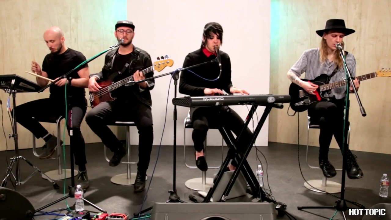 Hot Sessions: As It Is 