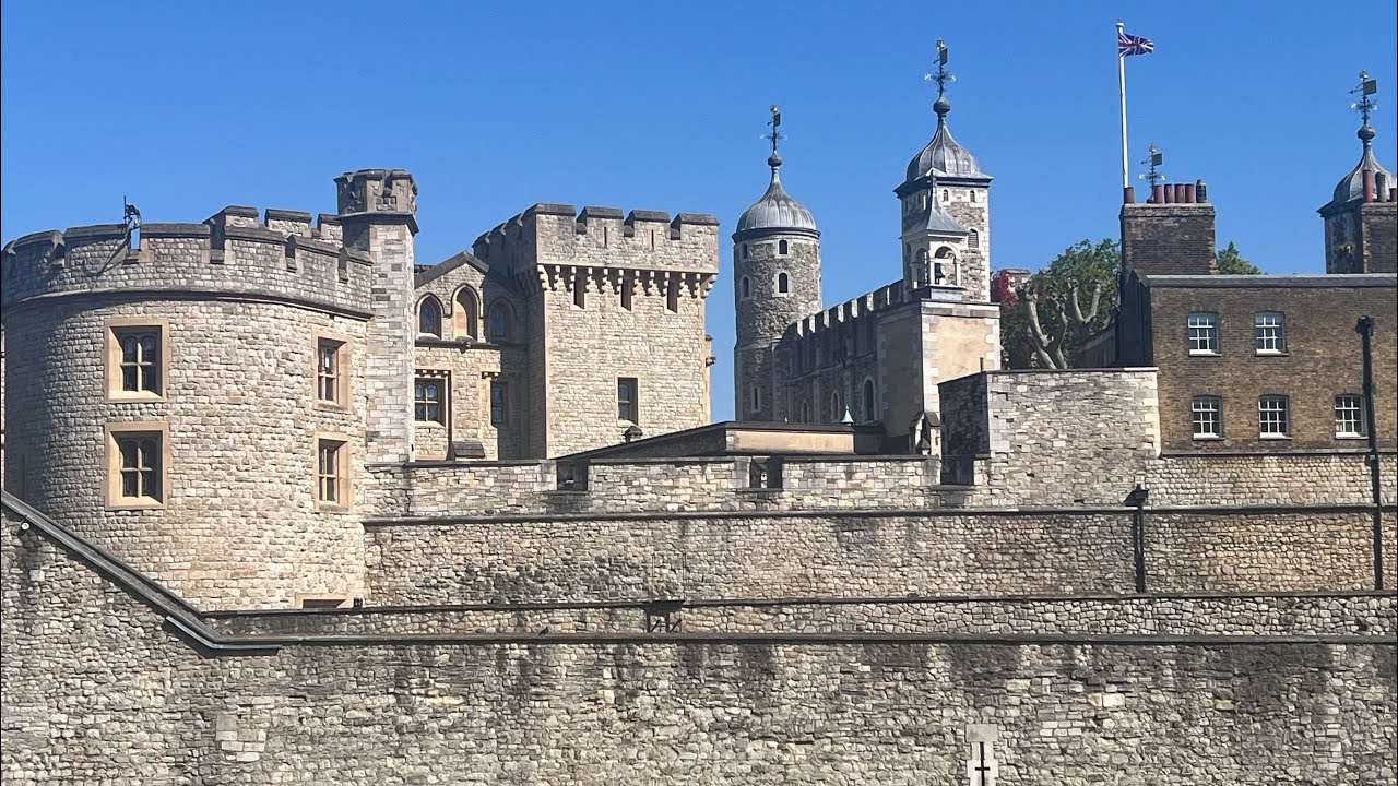 Walking around Tower of London