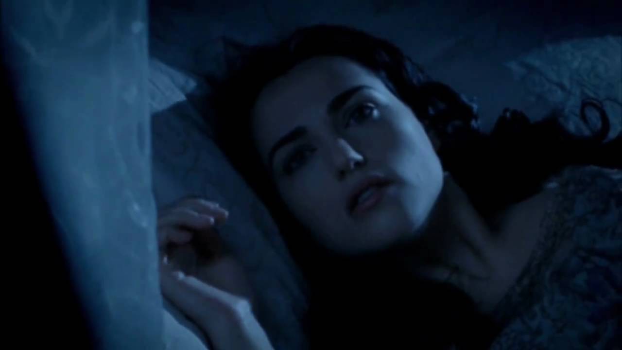 Robin & Morgana - Historic love Crossover