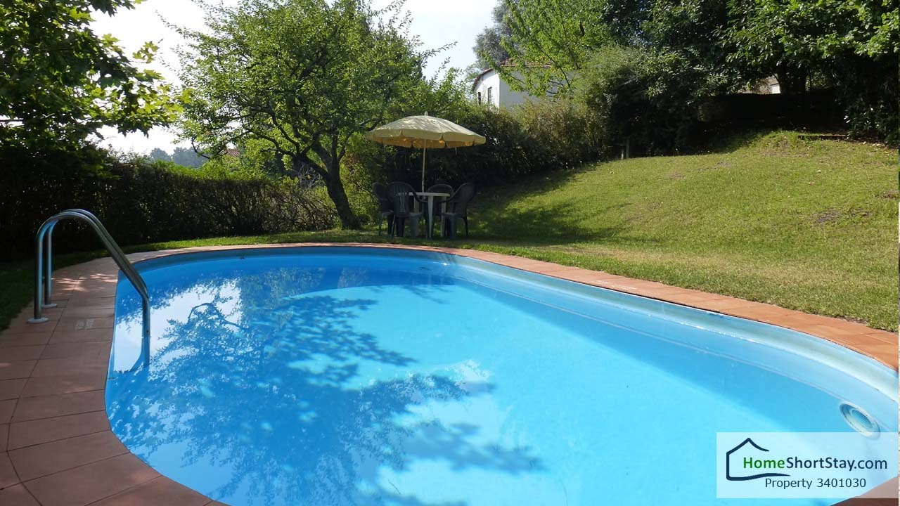 Alugar casa de férias no Minho com piscina a 15 Km da praia |  Portugal