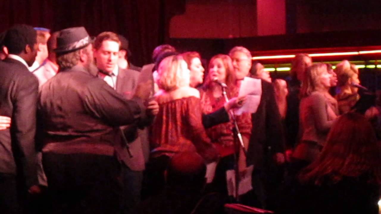 12.16.13 Cyndi Lauper & Kinky Boots the Musical cast - All I Want For Christmas is You