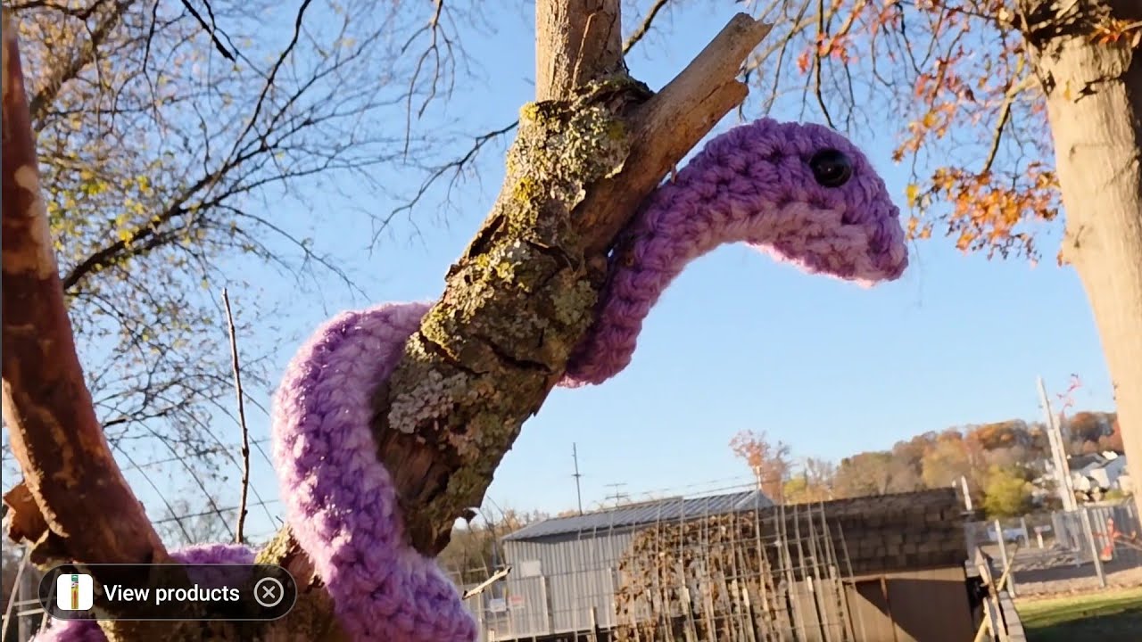 Вязаная крючком змейка Fidget Twisty Snake @wipandchain.