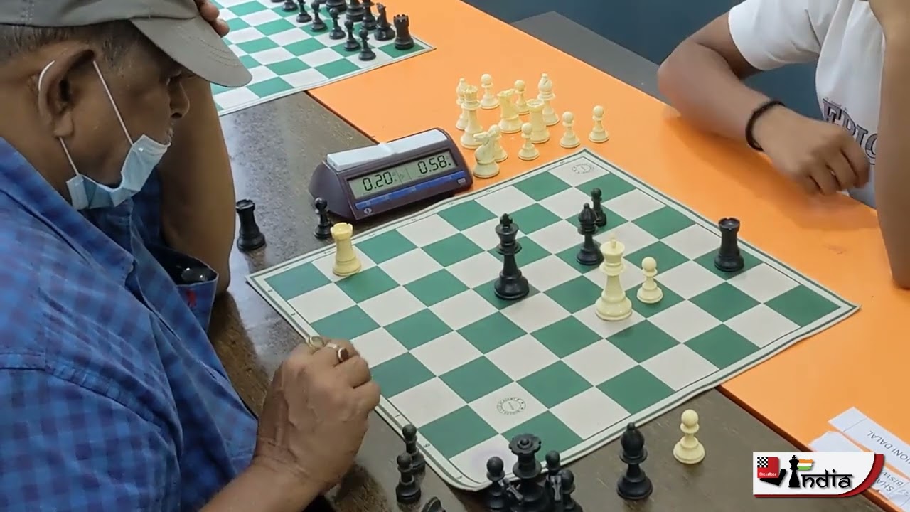 67-year-old captures king after opponent's illegal move | Who is right?
