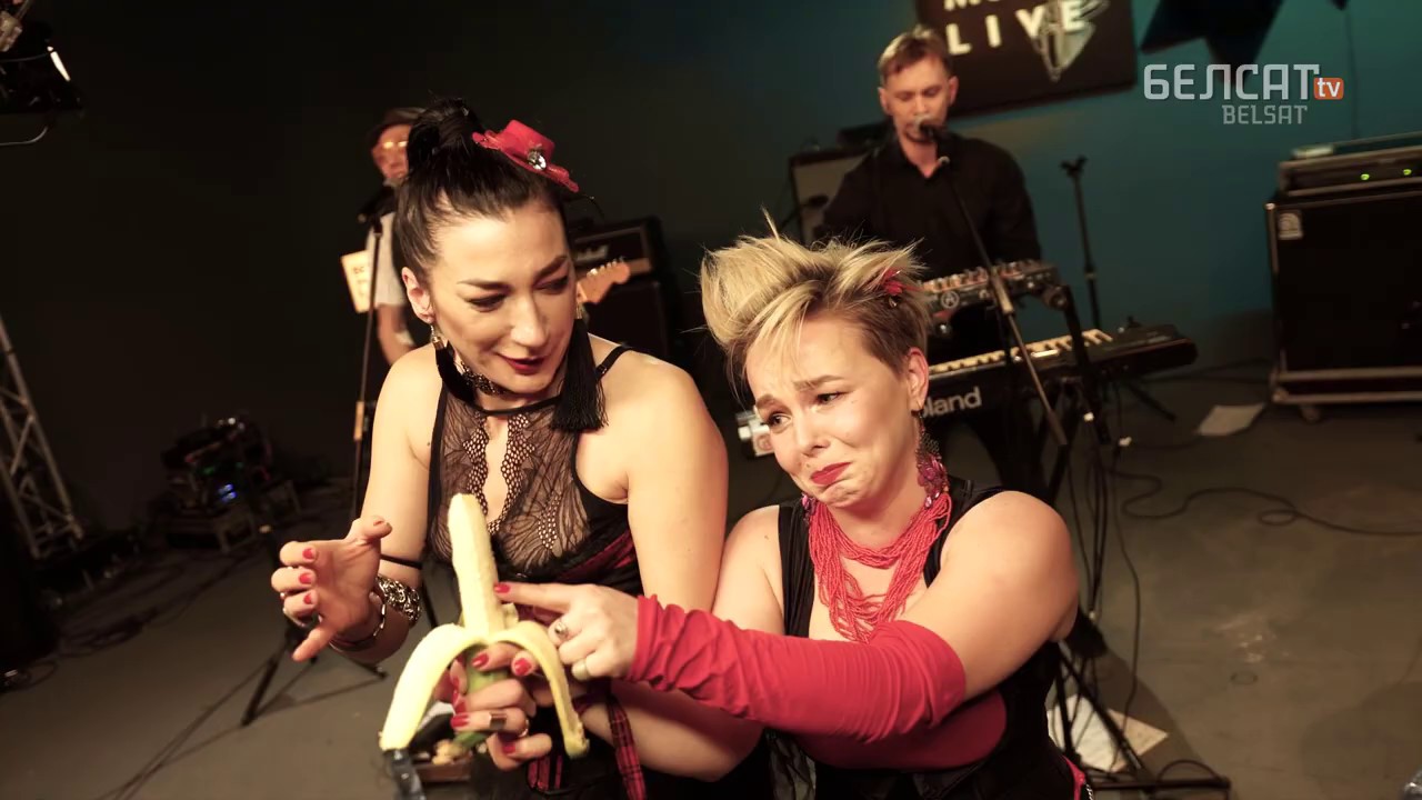 ДВА ГАЛОЎНЫЯ ГІТЫ РСП feat. ЭВМ - Палюбіла гапара/Розавы закат (live in BML)