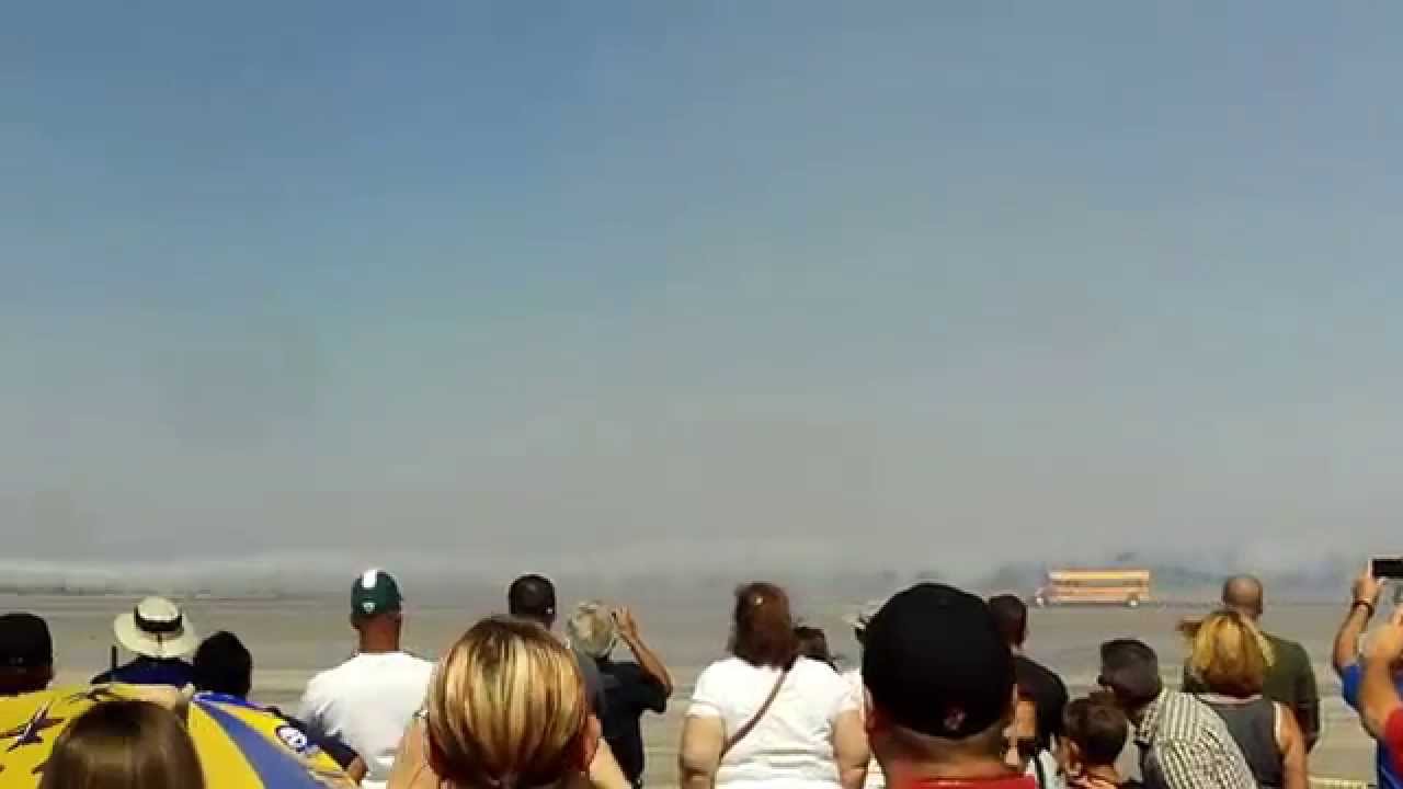 School Time Jet-Powered Bus Racing A Stunt Plane