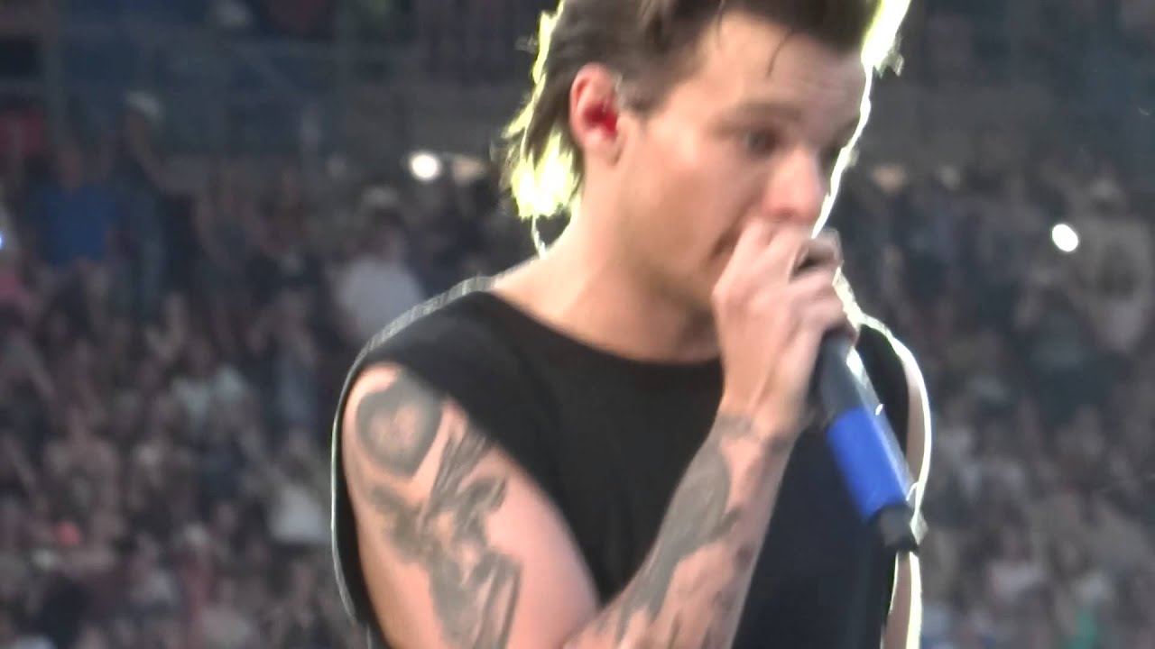 Ready To Run - One Direction - OTRA - Vienna - 10/06/2015