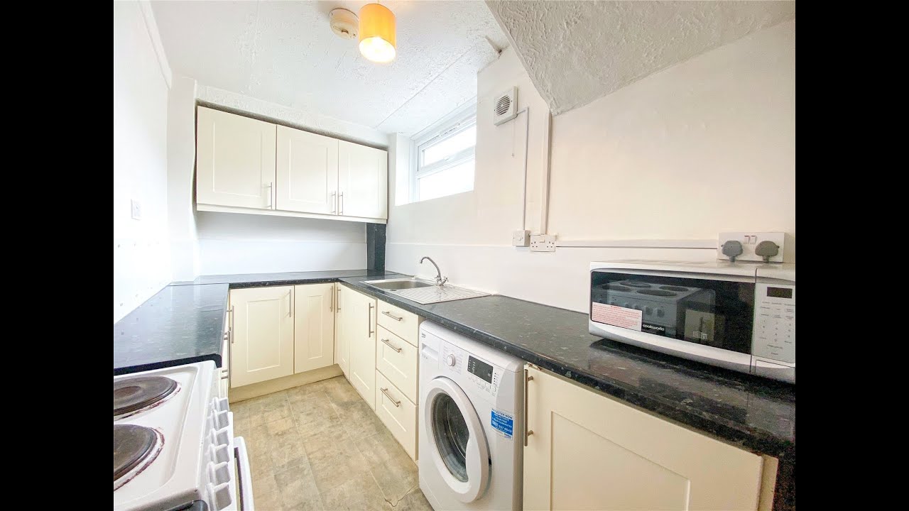 Queens Park Road | Five bedroom student house to rent in Brighton