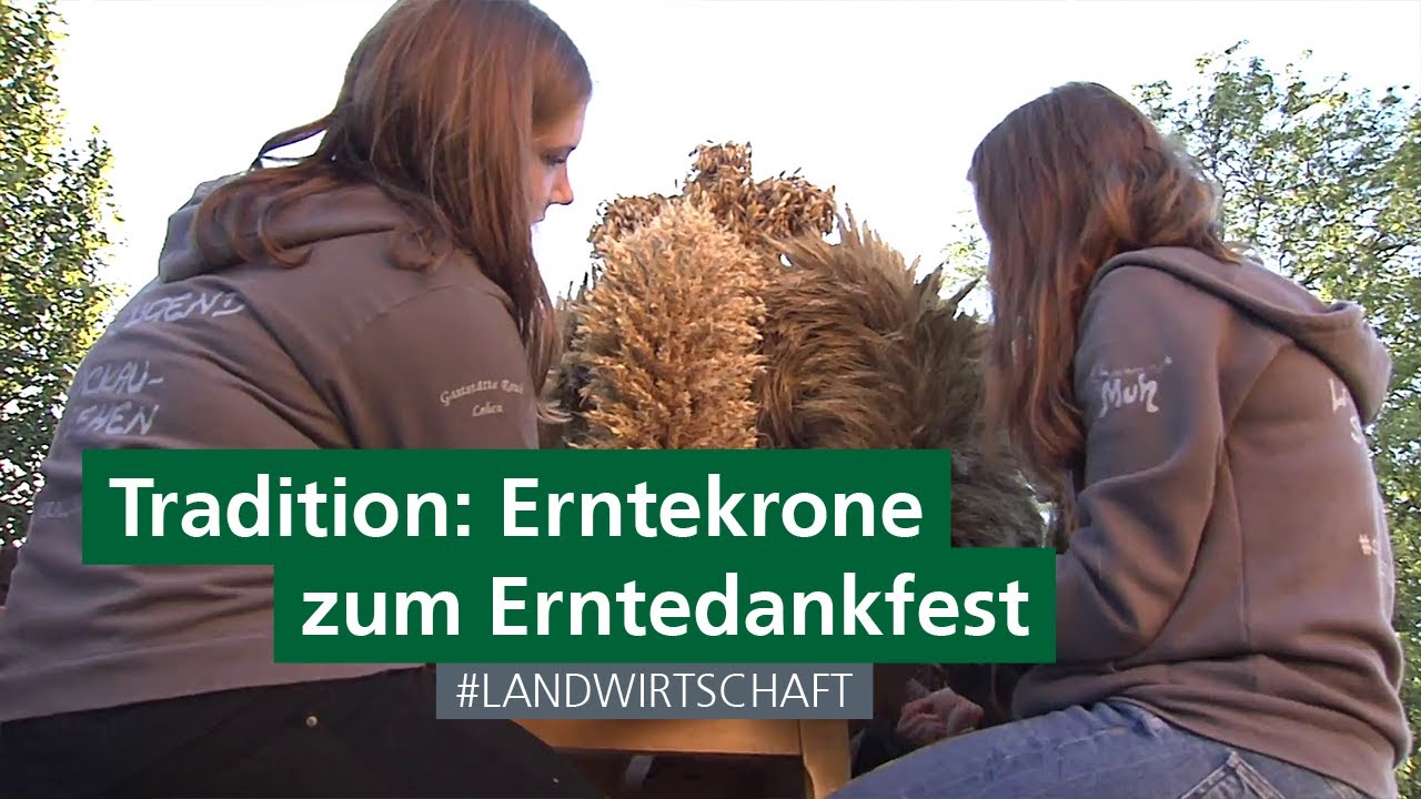 Tradition der Erntekrone zum Entedankfest