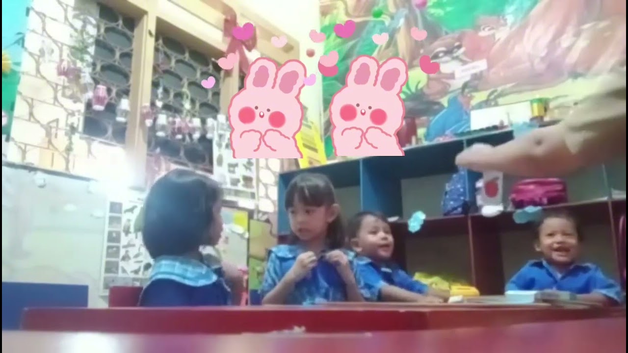 Yuk Teman teman, kita belajar mengenal huruf..supaya kita jadi pinter 👏👏👏🥰🥰