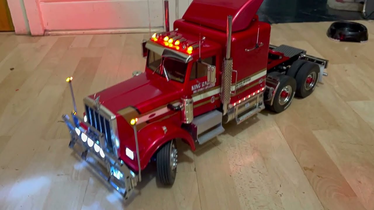 Tamiya 1/14 King Hauler Peterbilt
