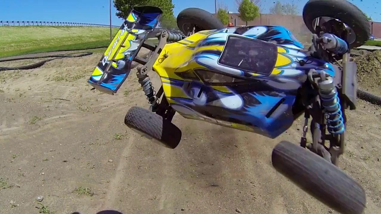 Spotlight: Duratrax 1/8 Scale 835E Brushless 4WD RTR