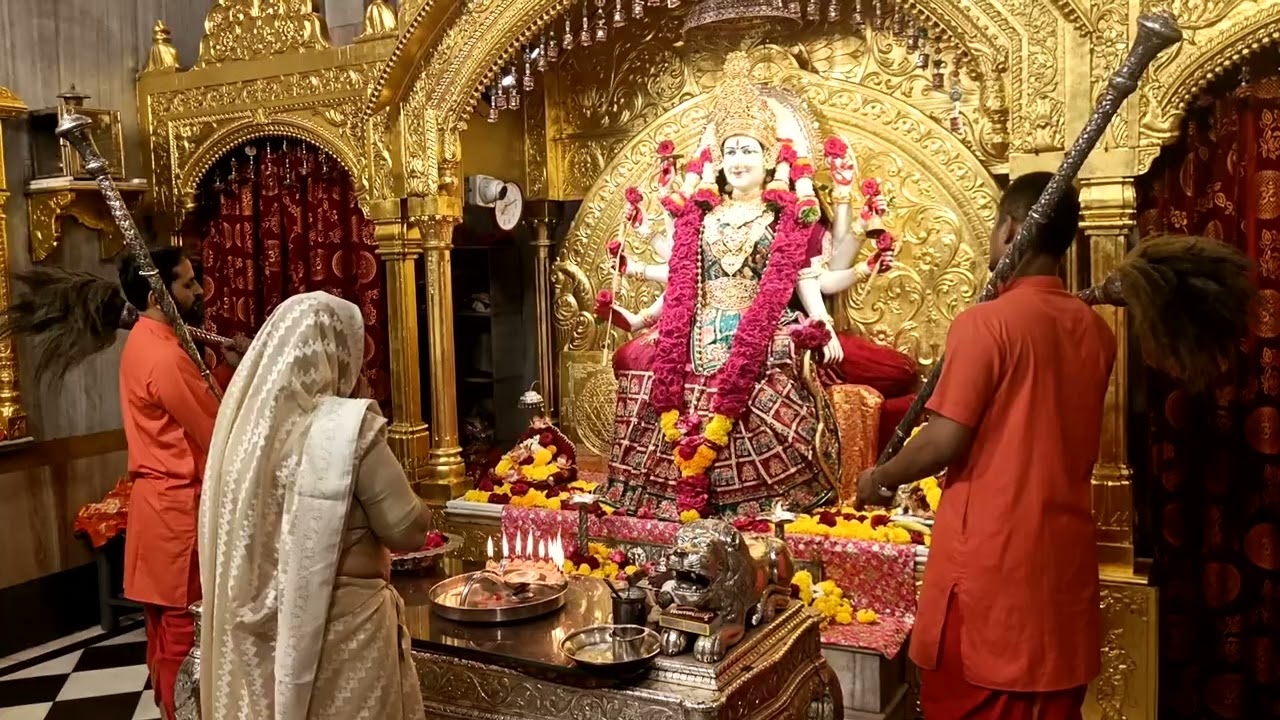 Live Arti Shree Ambika Niketan Mandir Surat