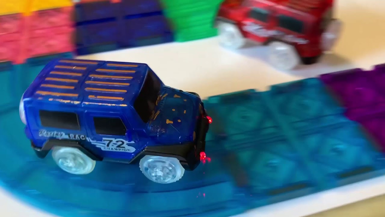 PicassoTiles UNBOXING!! PTR30 Race Track 30 Piece Race Car Track Building Block  Magnetic Toy Set